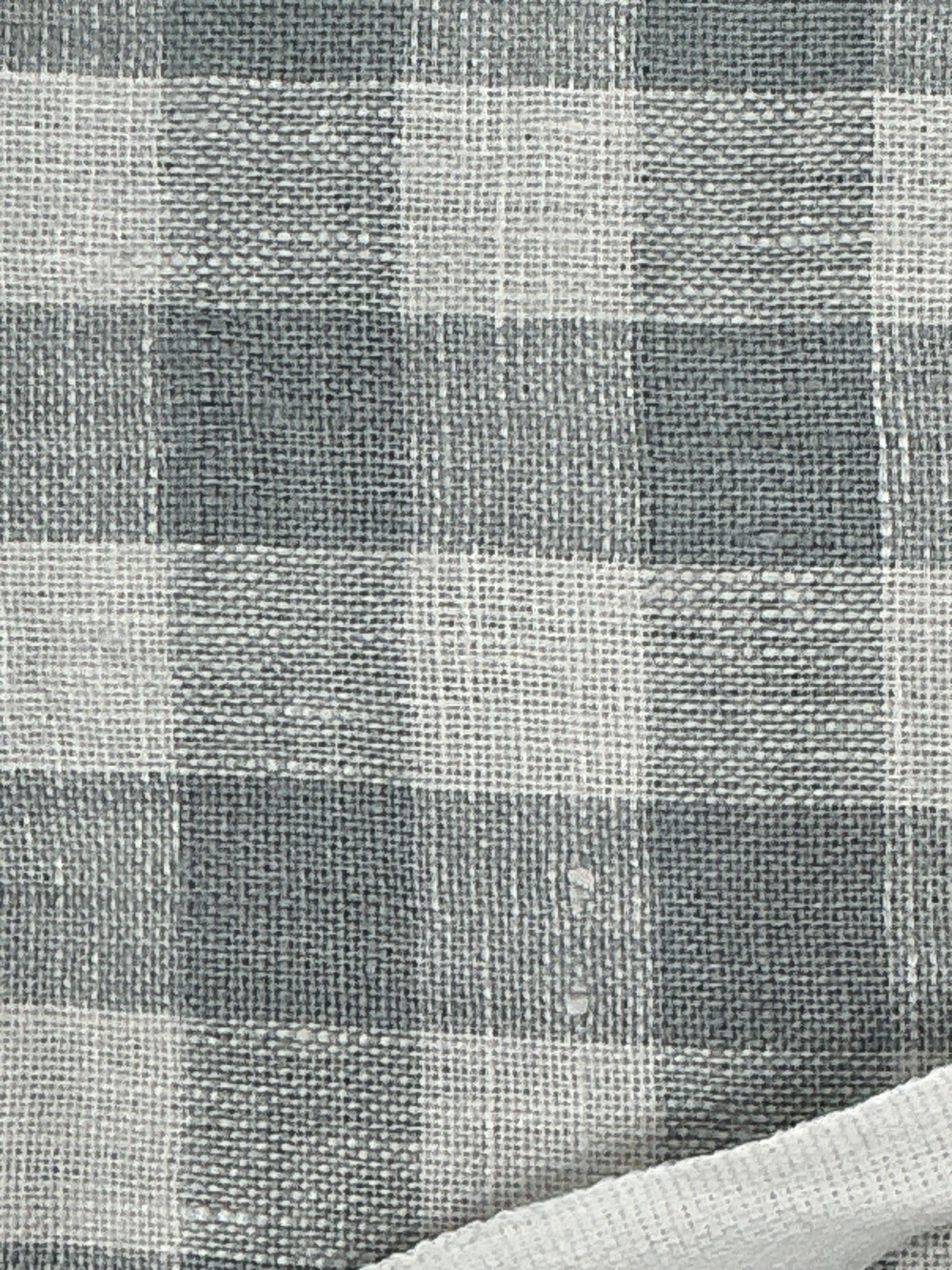 European Linen Tablecloth - Picture 3 of 3